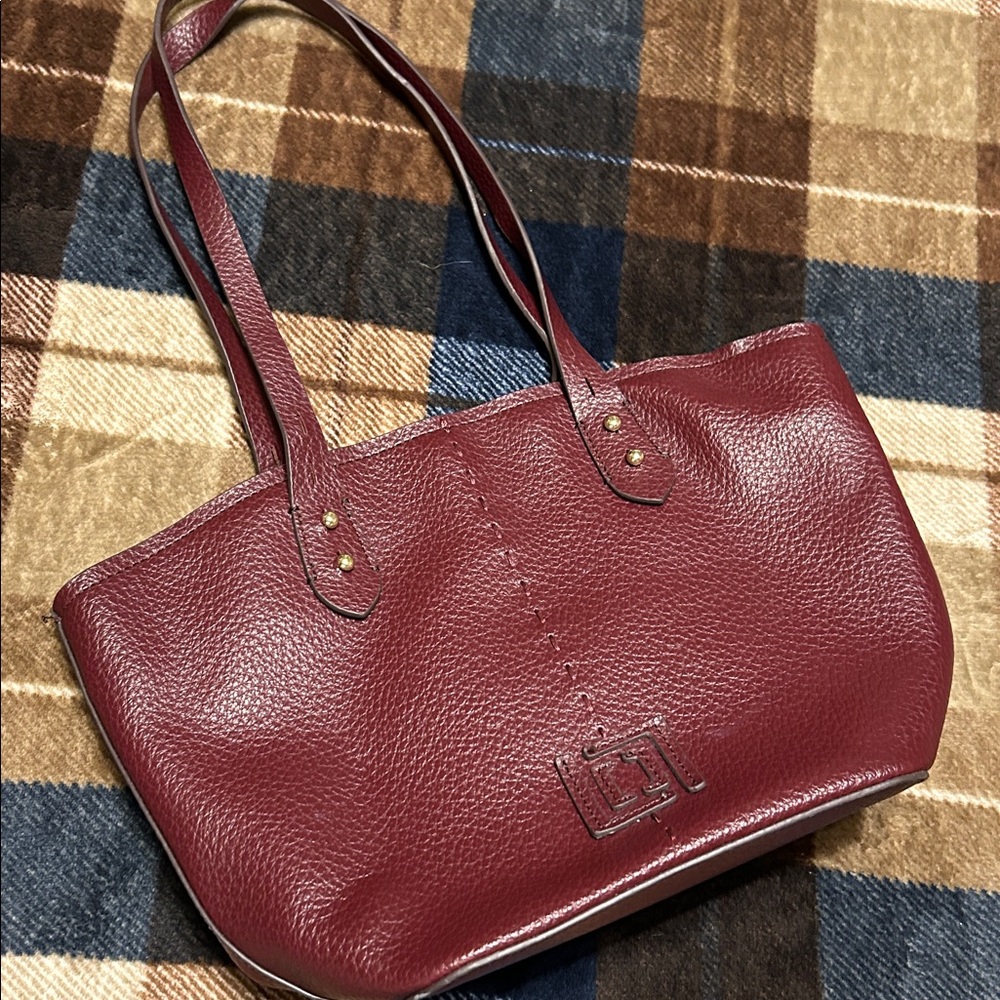 Liz Claiborne Leather Burgundy Shoulder Bag